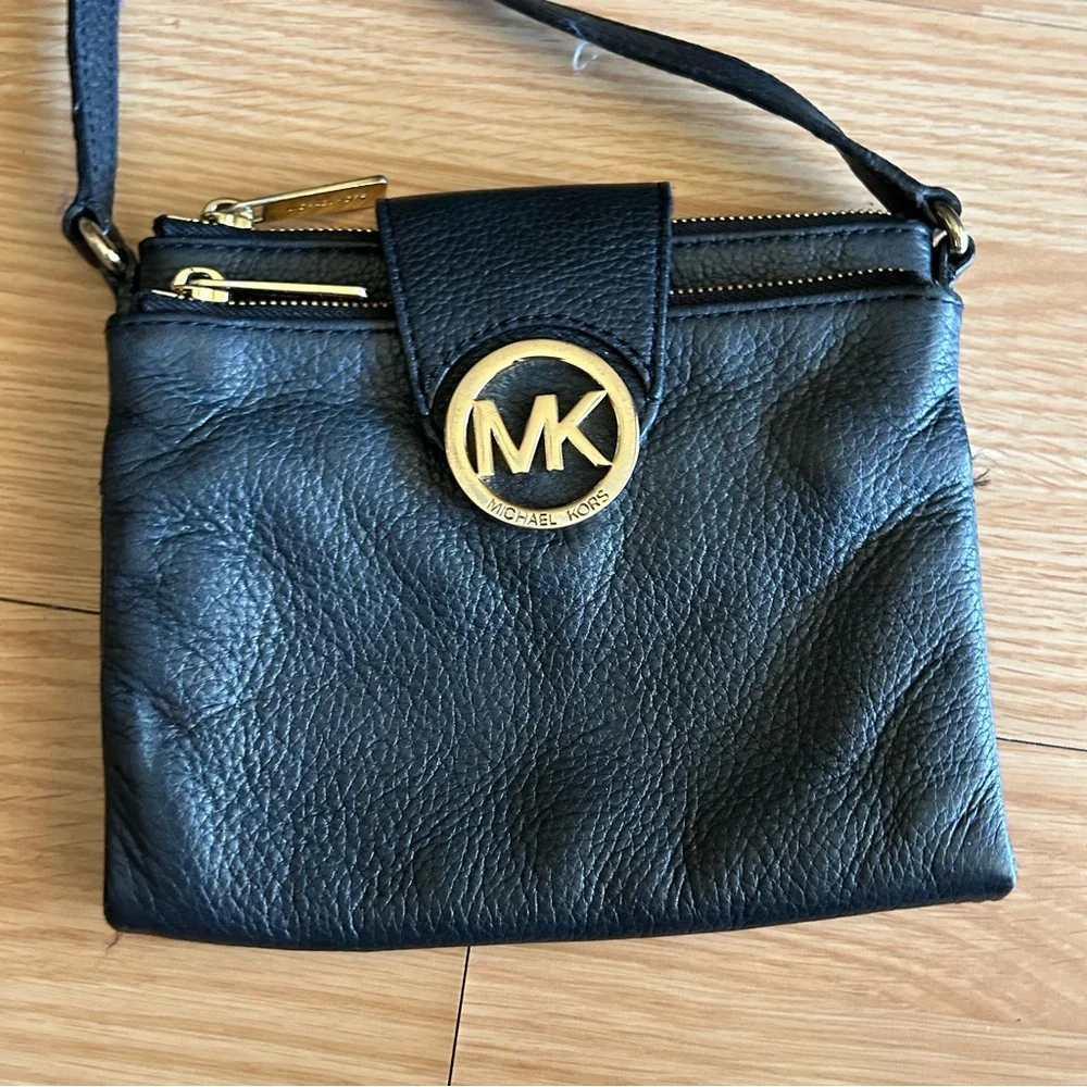 Michael Kors Black Pebbled Leather Fulton Small Crossbody Bag